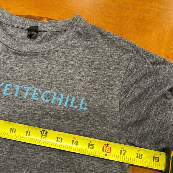 SOLD Fayetteville Fayettechill Lot of 2 Small Slim Graphic Tees Arkansas Red - Picture 7 of 13